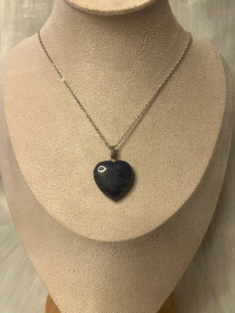 Medium heart necklace