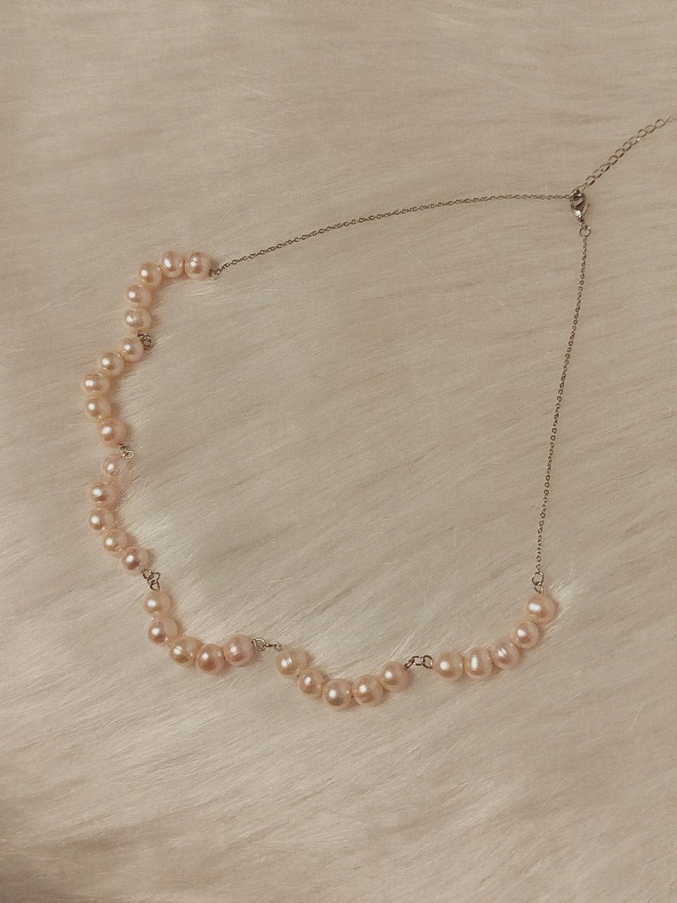 Pearla necklace
