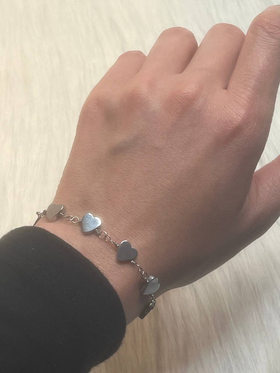 Hematite hearts bracelet