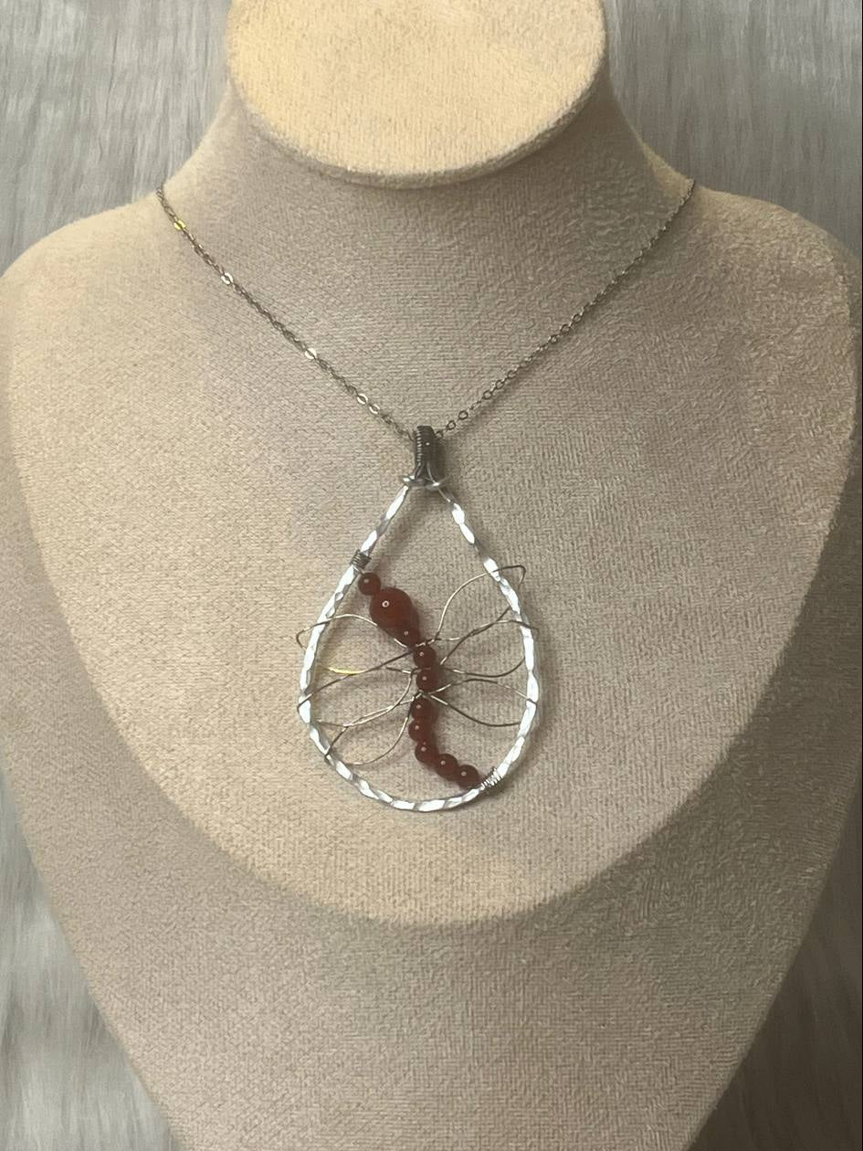 Crimson drift necklace