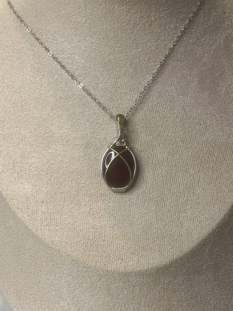 Red agate two tone necklace