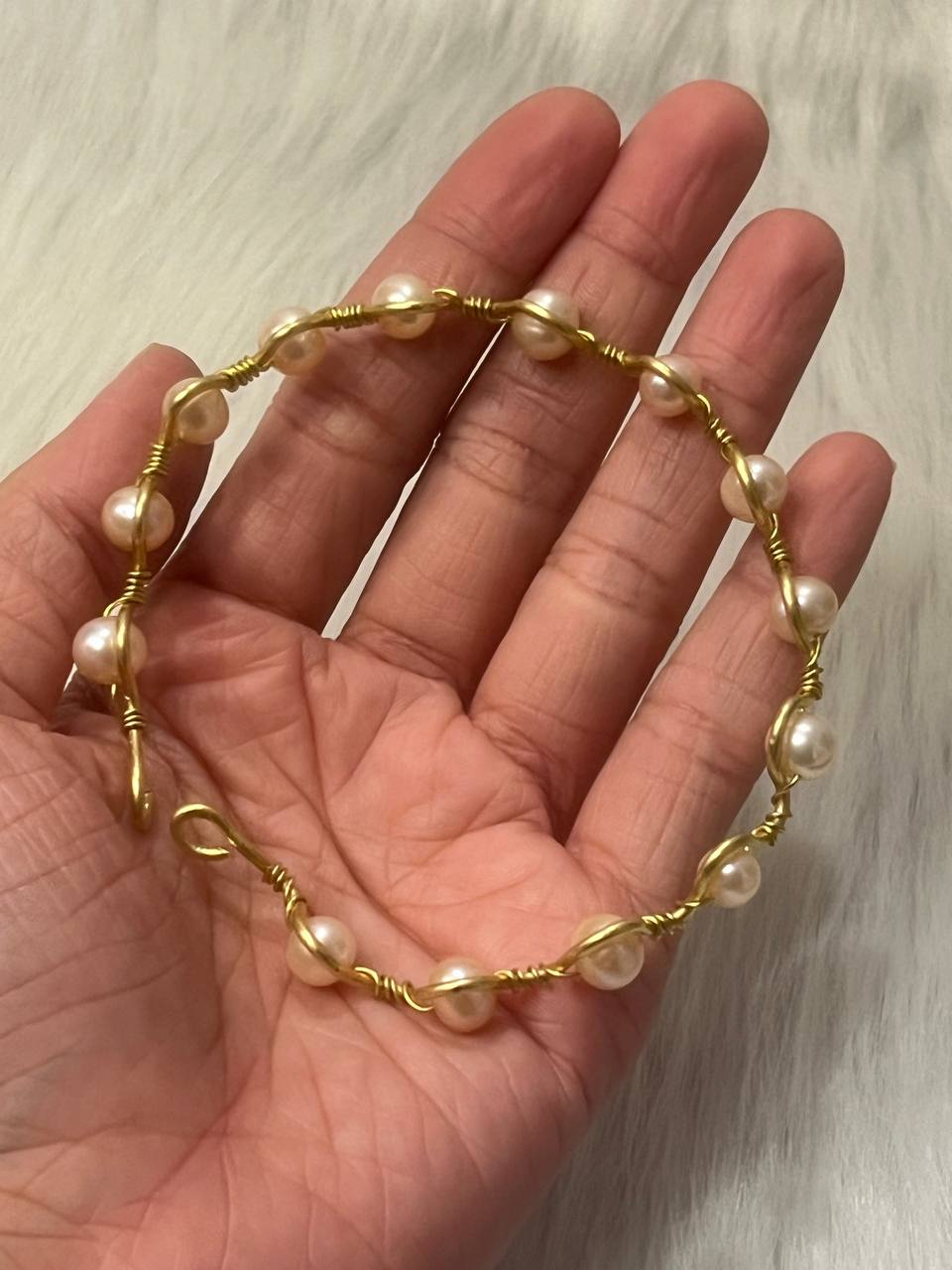 Pearl ripple brass bracelet