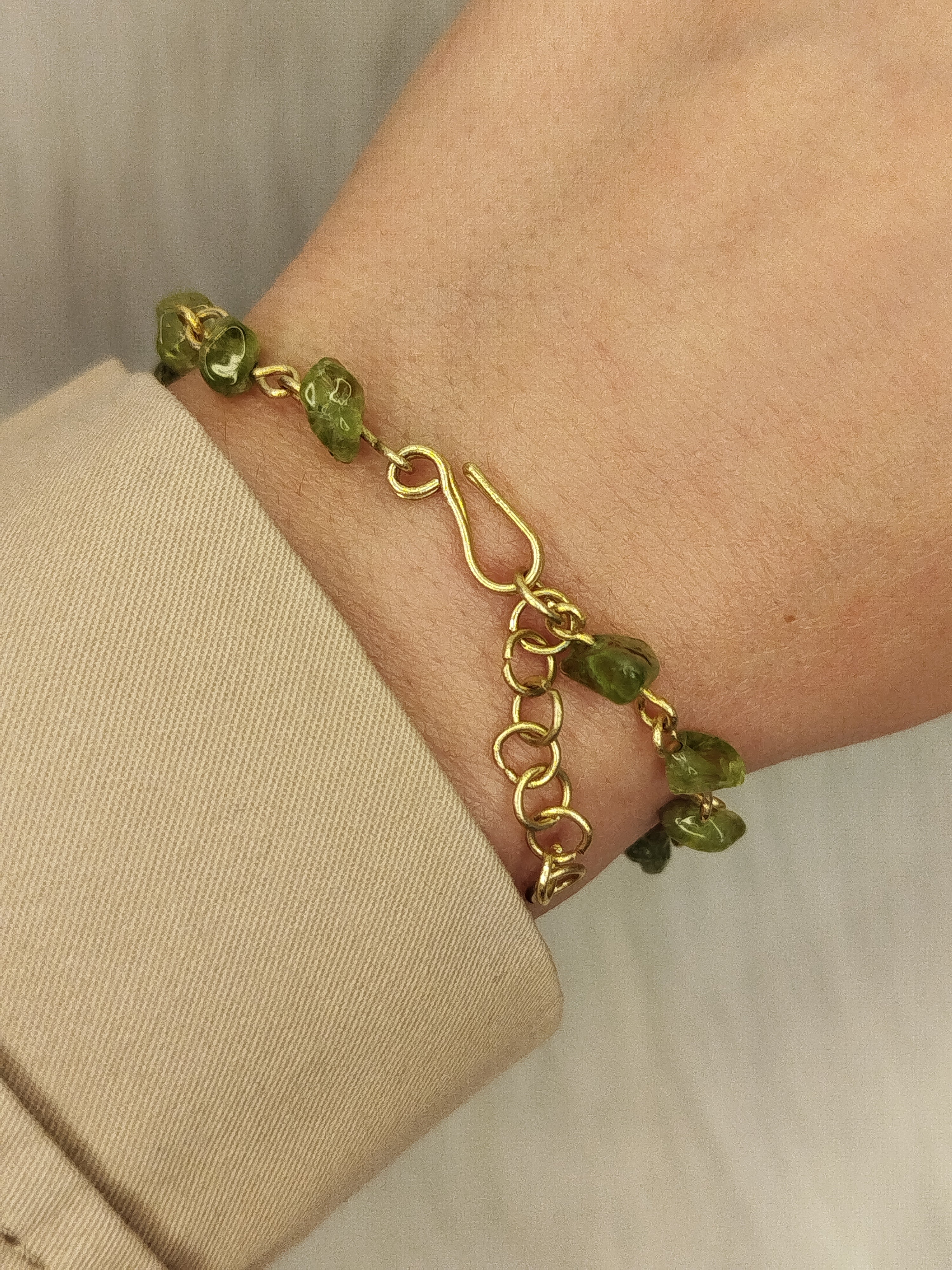 Peridot brass bracelet