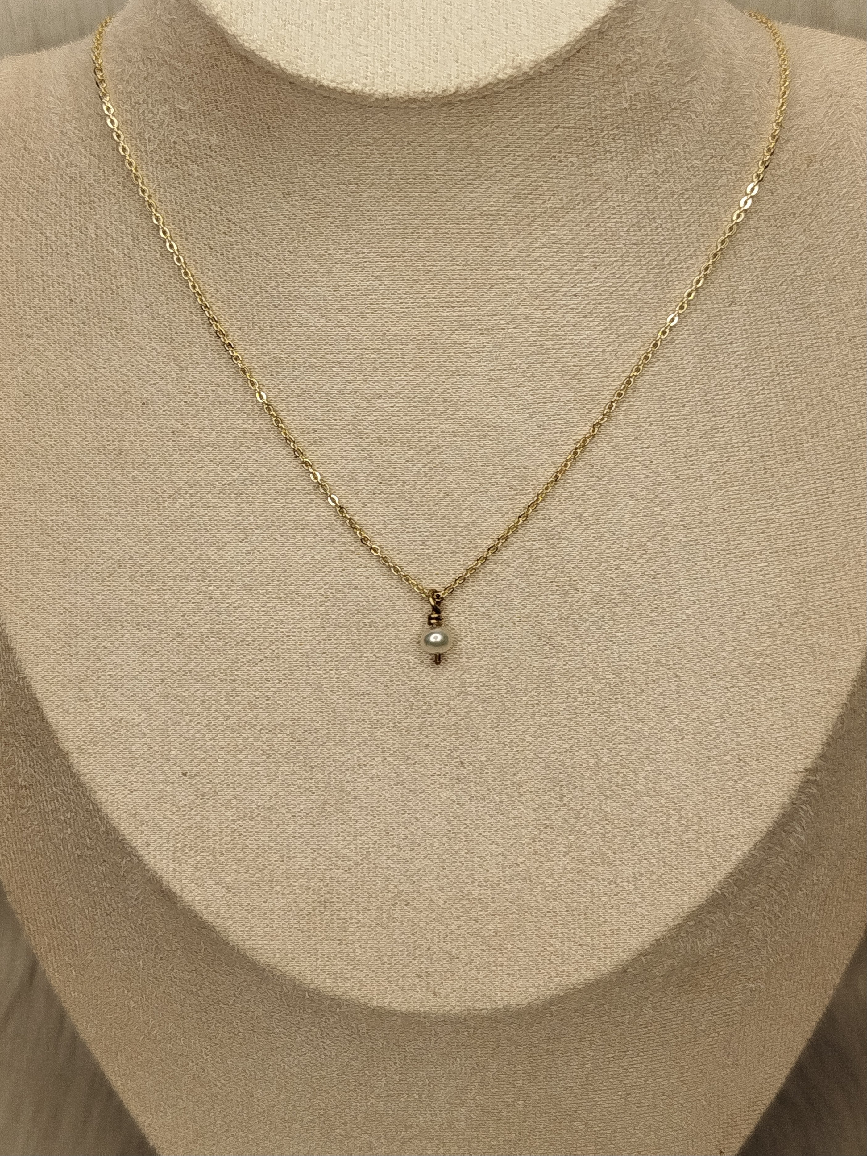 Brass pearl necklace