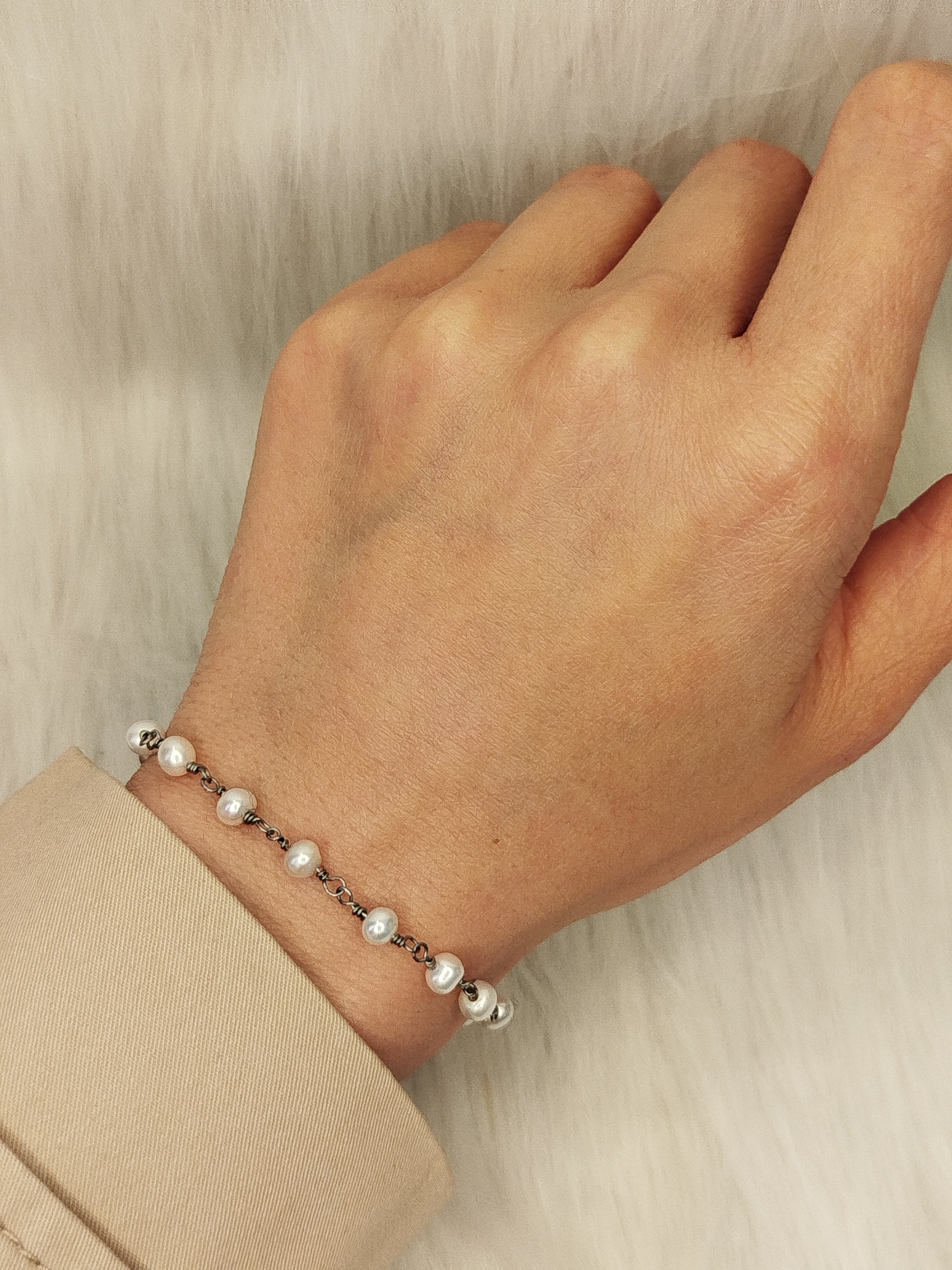 Small pearls bracelet