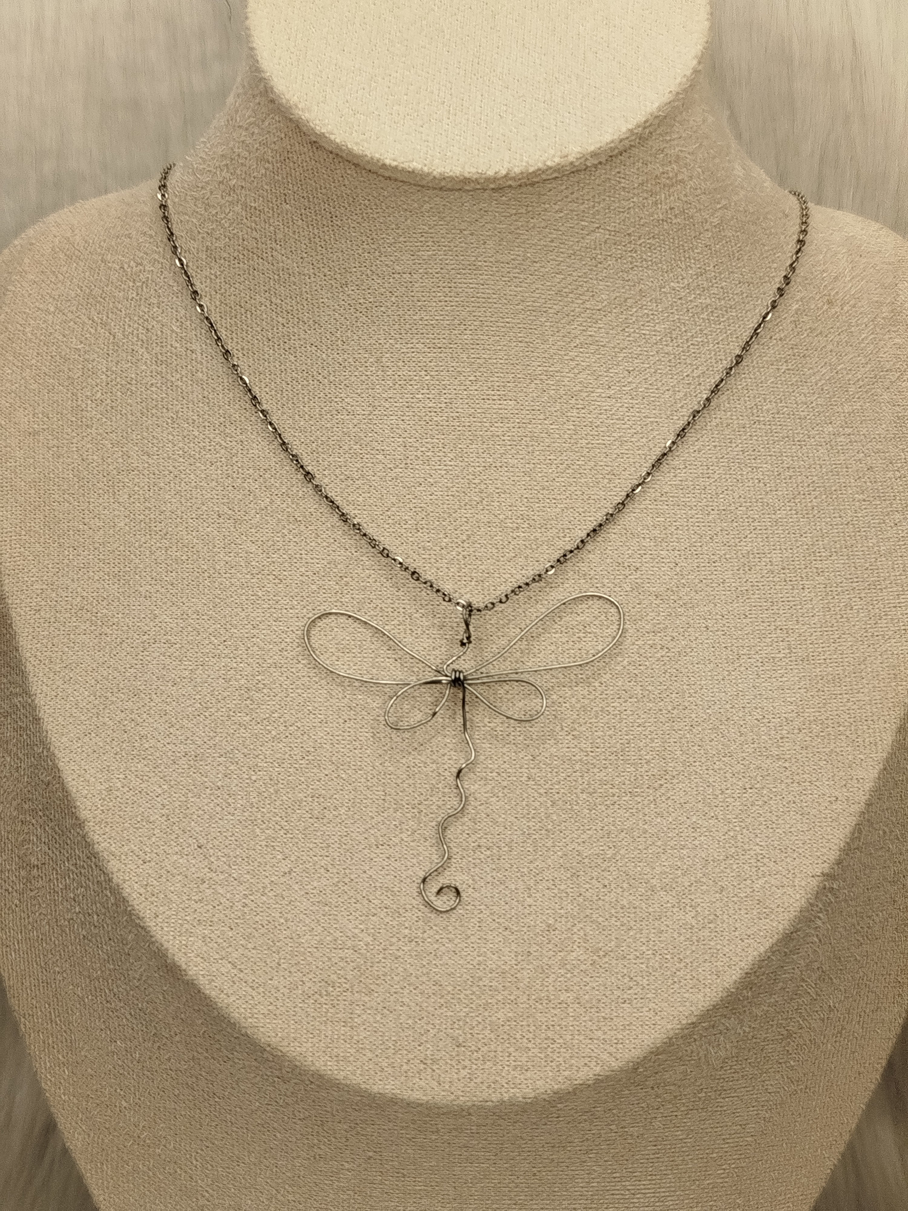 Wisp necklace