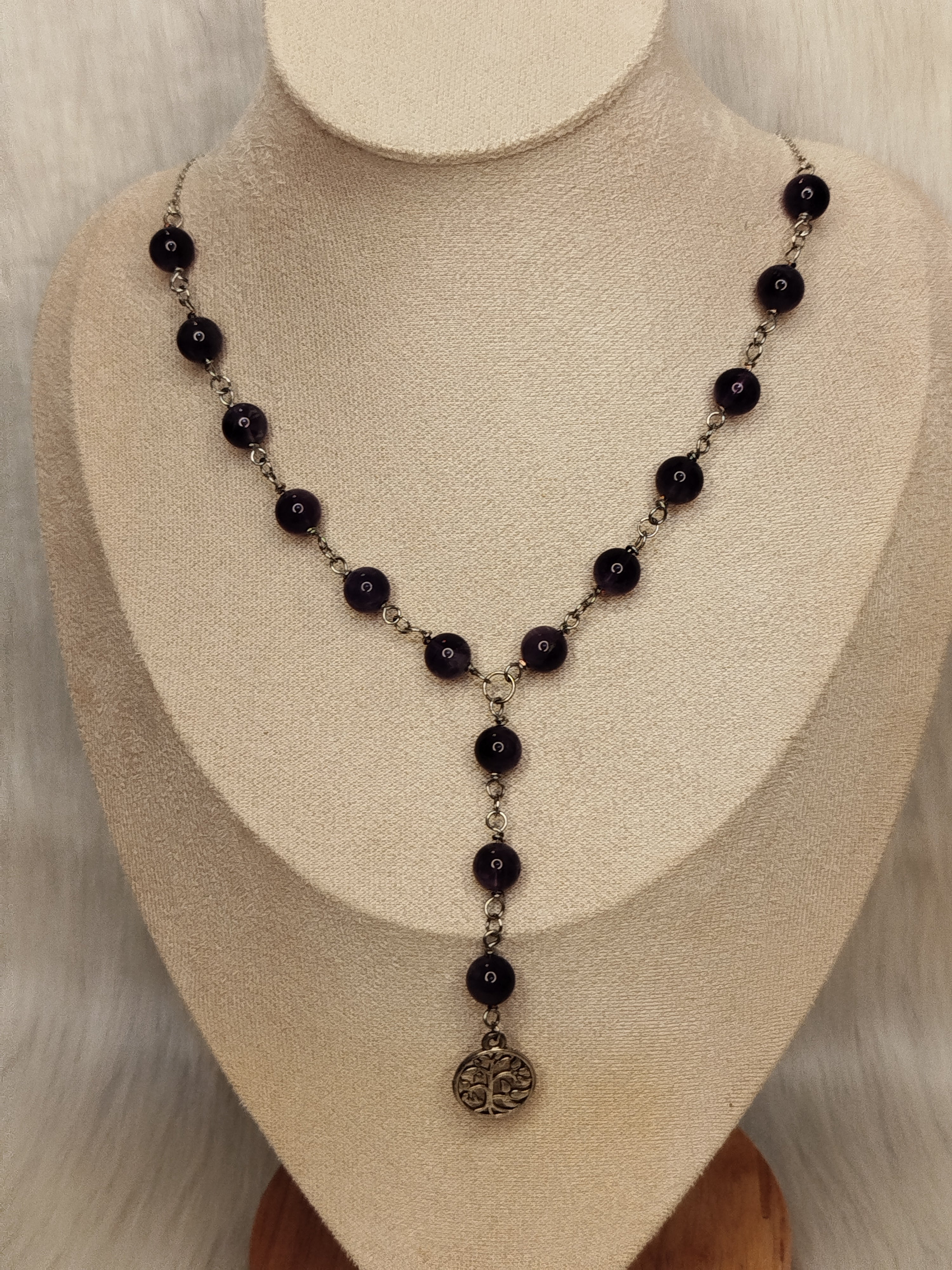 Amethyst beaded necklace