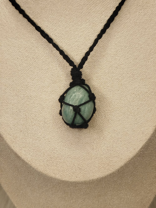 Amazonite macrame necklace